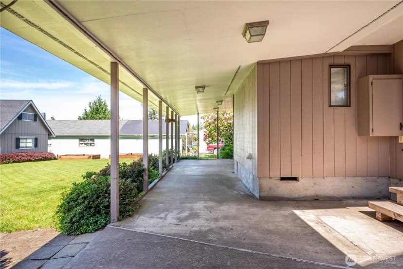 Property photo for 933 S Nevada Drive, Longview photo 25
