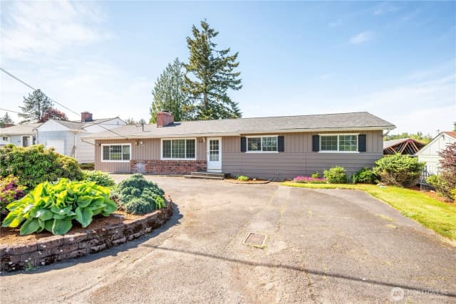 Property photo for 933 S Nevada Drive, Longview