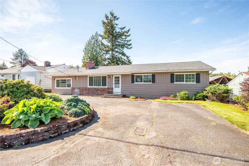 Property photo for 933 S Nevada Drive, Longview