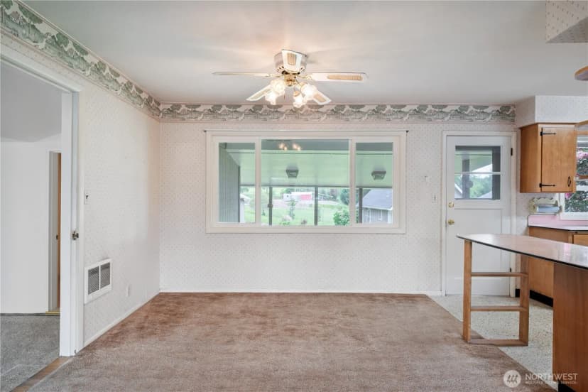 Property photo for 933 S Nevada Drive, Longview photo 8