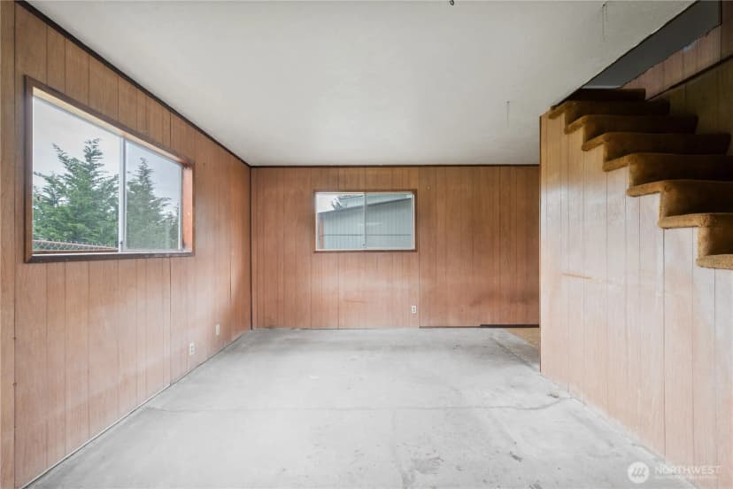 Property photo for 933 S Nevada Drive, Longview photo 30