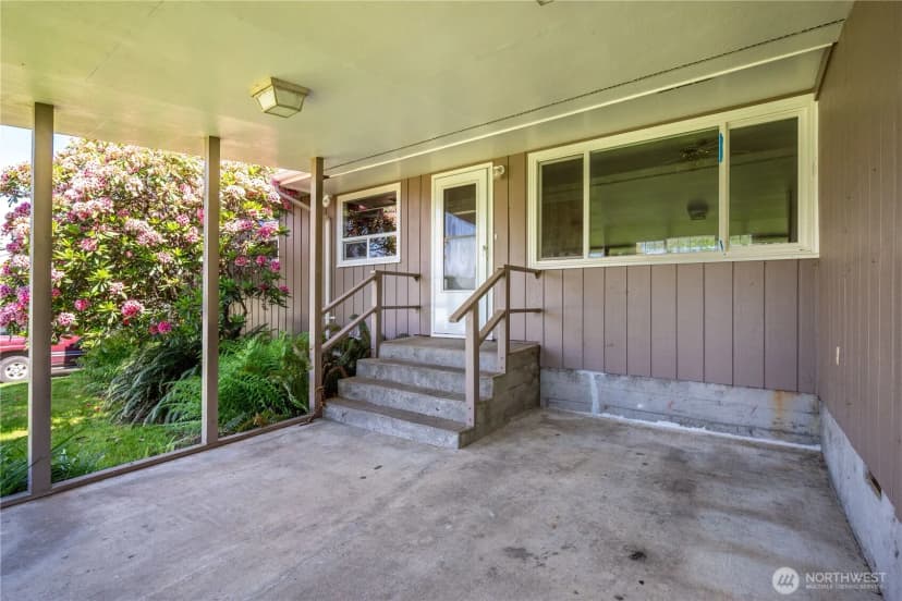 Property photo for 933 S Nevada Drive, Longview photo 24