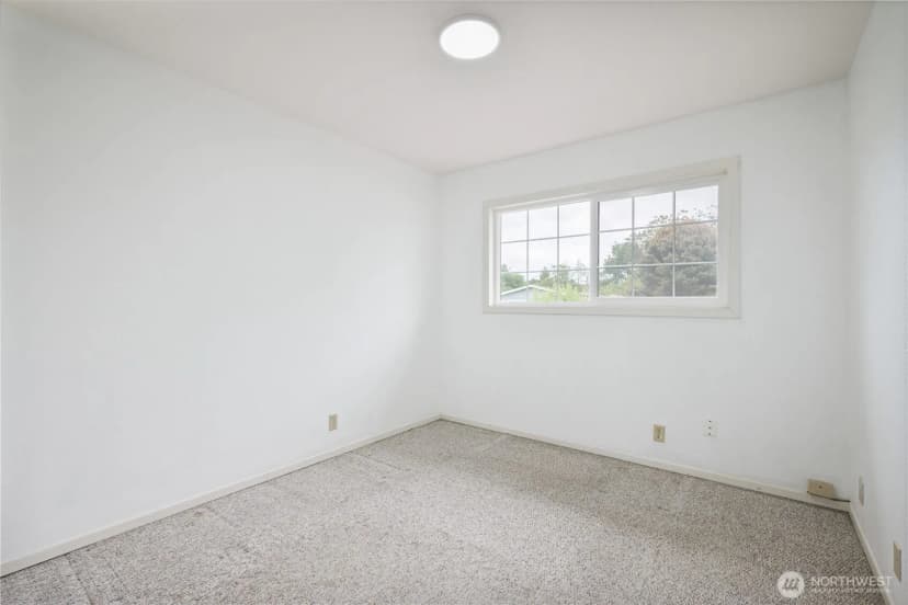 Property photo for 933 S Nevada Drive, Longview photo 21