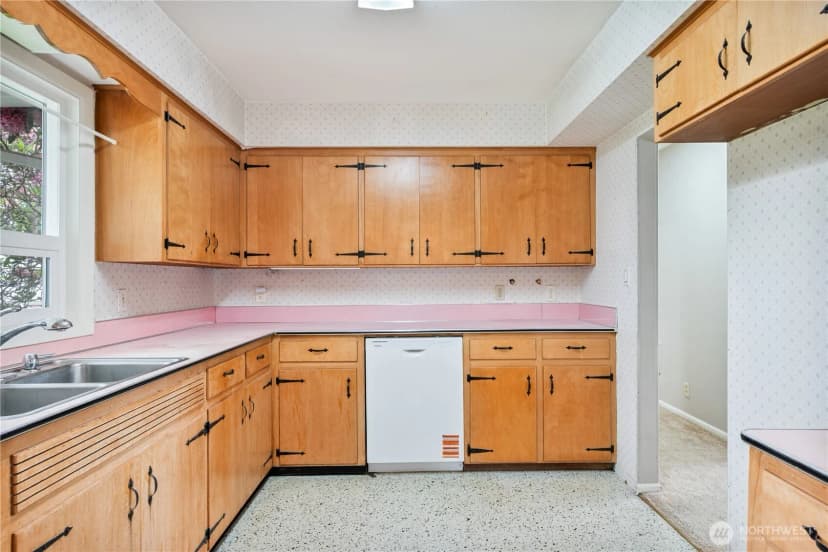 Property photo for 933 S Nevada Drive, Longview photo 12