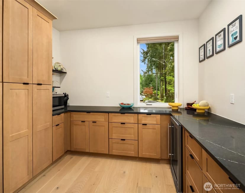 Property photo for 10827 104th Avenue Ne #1, Kirkland photo 9