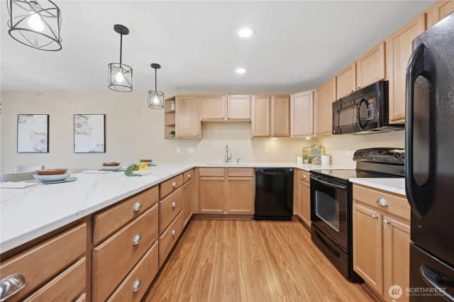 Property photo for 700 Front Street S #e206, Issaquah photo 4