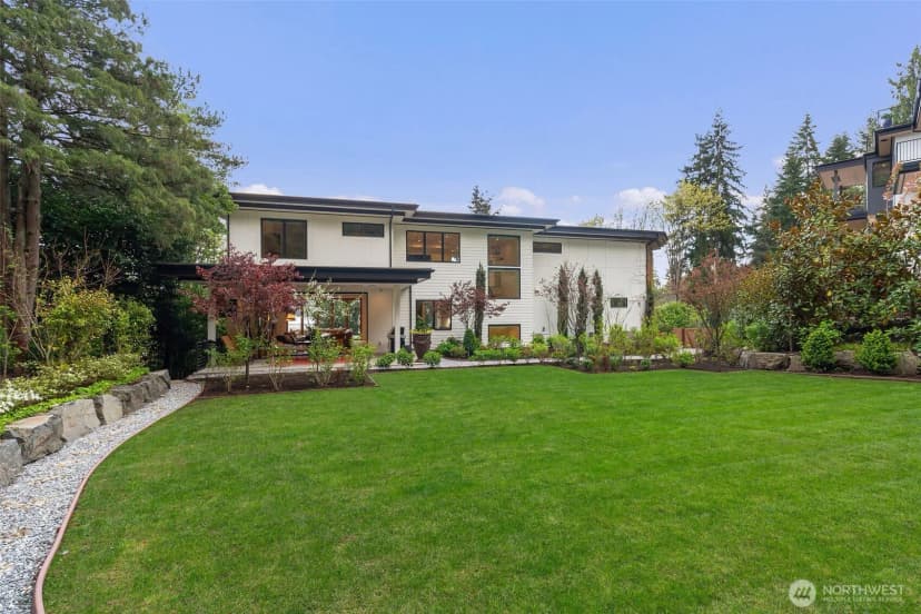 Property photo for 9818 Se 42nd Place, Mercer Island photo 3