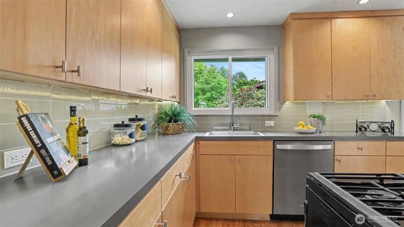 Property photo for 12515 Se 171st Street, Renton photo 9