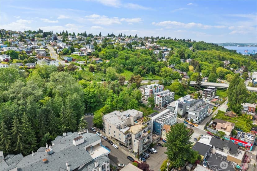 Property photo for 3022 Sw Bradford St #2, Seattle photo 20