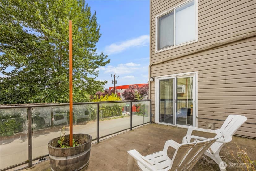 Property photo for 3022 Sw Bradford St #2, Seattle photo 13