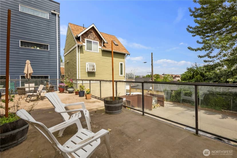 Property photo for 3022 Sw Bradford St #2, Seattle photo 12