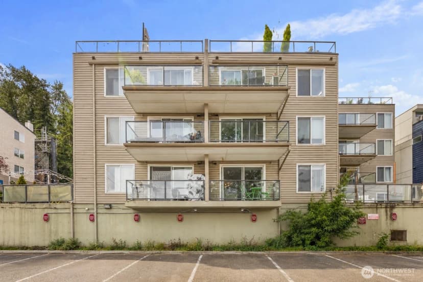 Property photo for 3022 Sw Bradford St #2, Seattle photo 18