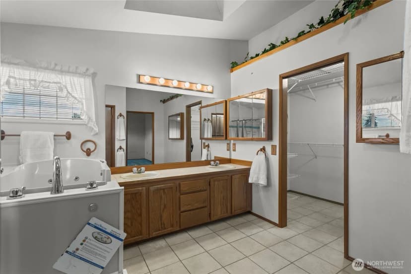 Property photo for 11719 Se 315th Street, Auburn photo 28