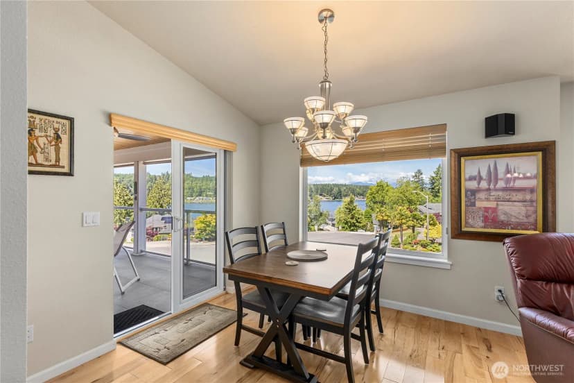 Property photo for 6027 Osprey Circle, Bremerton photo 10