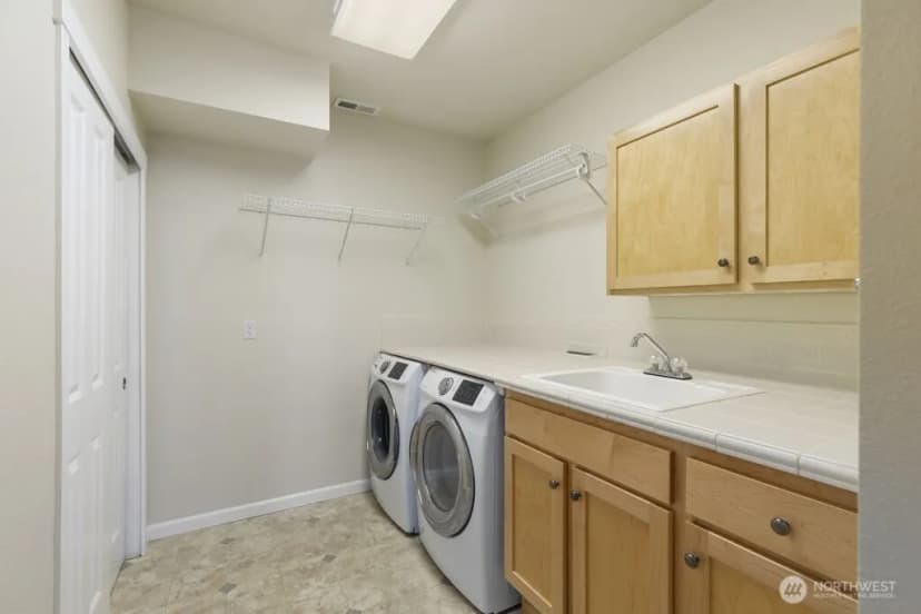 Property photo for 6027 Osprey Circle, Bremerton photo 35