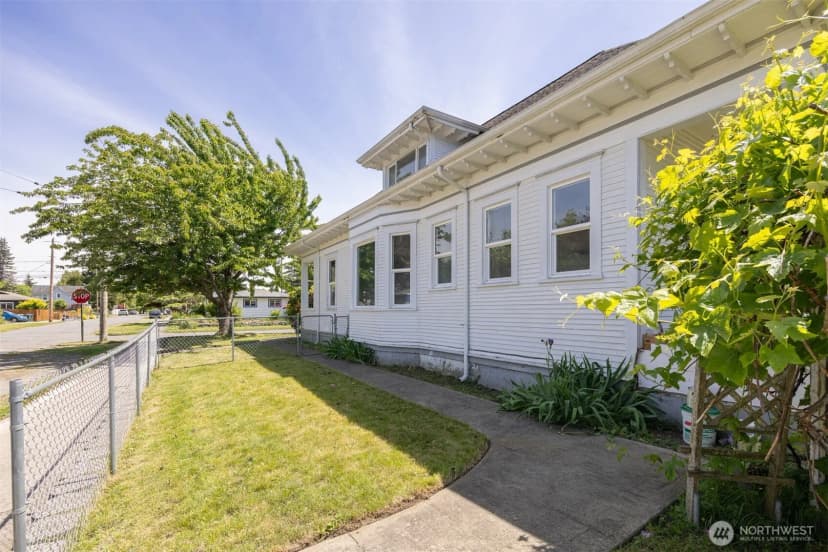 Property photo for 2431 Lynn Street, Bellingham photo 30