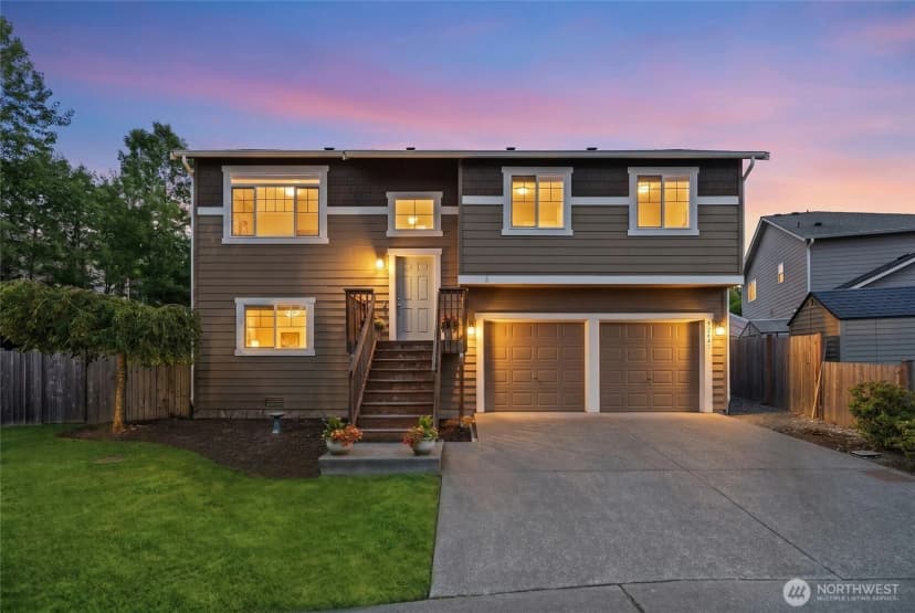 Property photo for 32641 143rd Place Se, Sultan