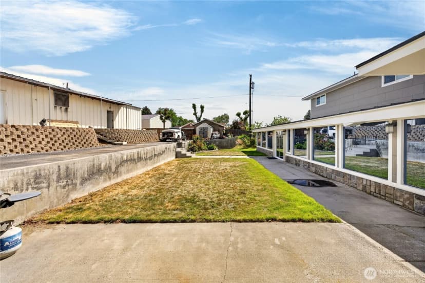 Property photo for 921 Nw 1st Avenue, Ephrata photo 32