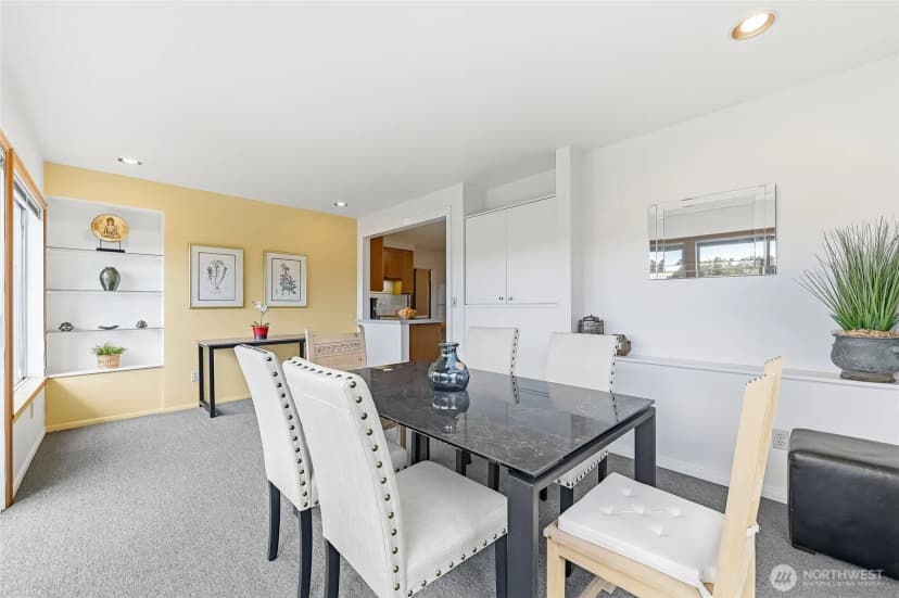 Property photo for 2025 Boylston Avenue E, Seattle photo 29