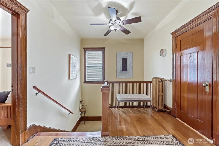 Property photo for 2025 Boylston Avenue E, Seattle photo 16