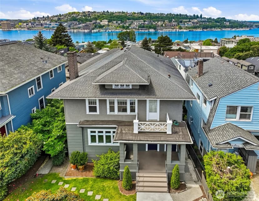 Property photo for 2025 Boylston Avenue E, Seattle