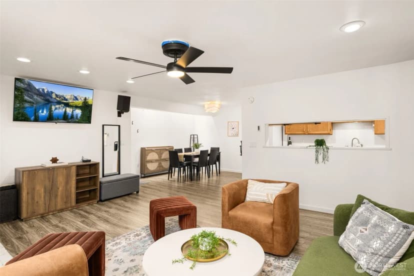 Property photo for 1019 156th Avenue Ne #b2, Bellevue photo 10
