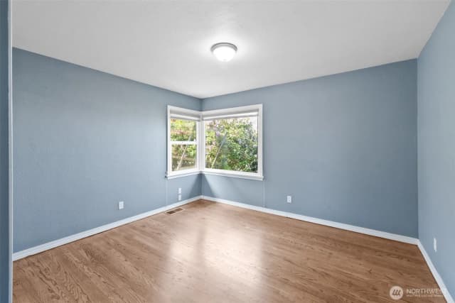 Property photo for 126 W 14th Street, Port Angeles photo 5