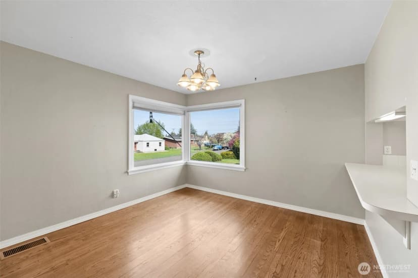 Property photo for 126 W 14th Street, Port Angeles photo 13