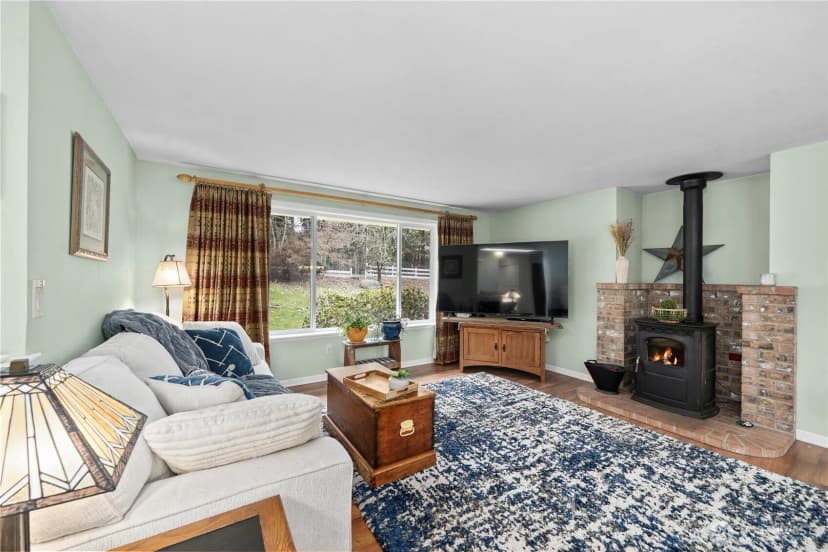 Property photo for 611 186th Avenue E, Bonney Lake photo 7