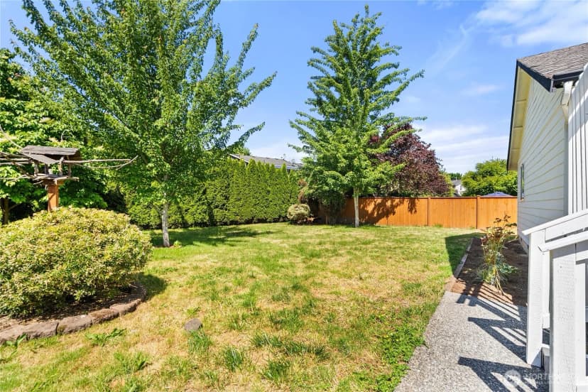 Property photo for 10702 59th Avenue Ne, Marysville photo 19