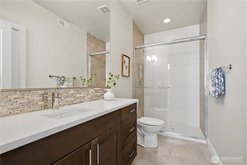 Property photo for 16003 Se 43rd Street, Bellevue photo 25