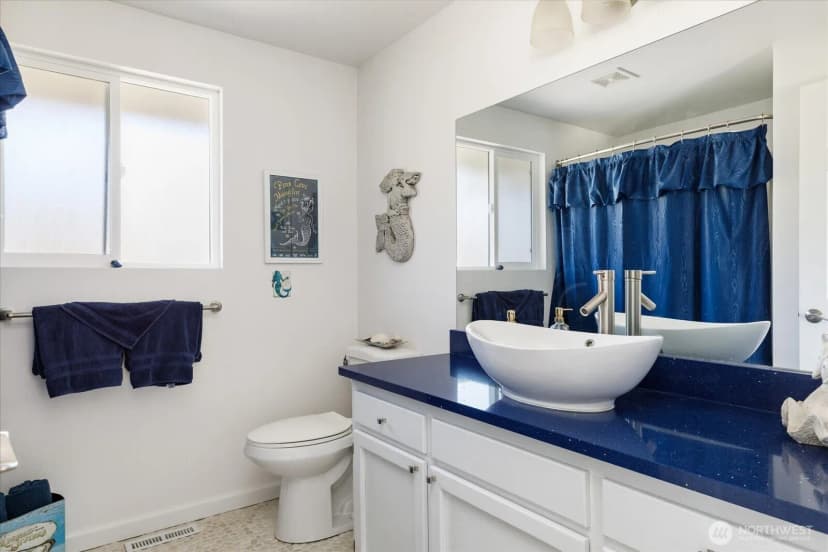 Property photo for 724 Hacienda Drive, Coupeville photo 16