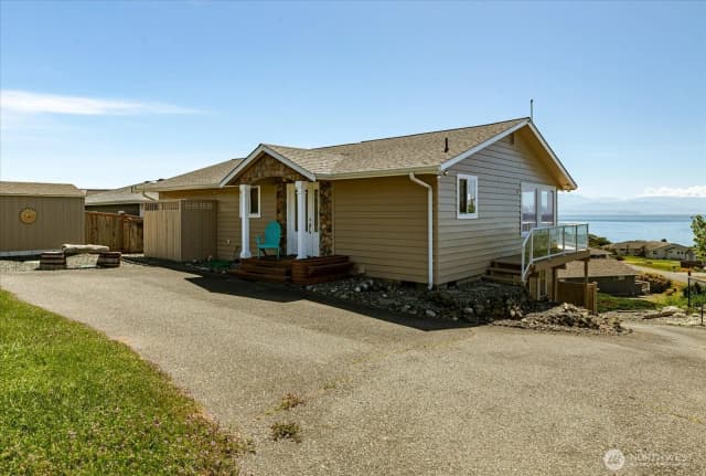 Property photo for 724 Hacienda Drive, Coupeville photo 4