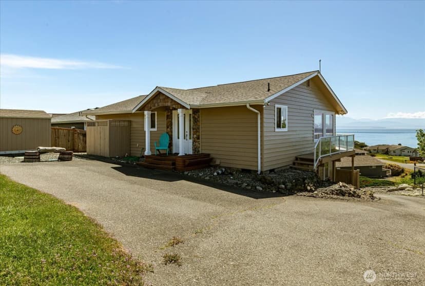 Property photo for 724 Hacienda Drive, Coupeville photo 4