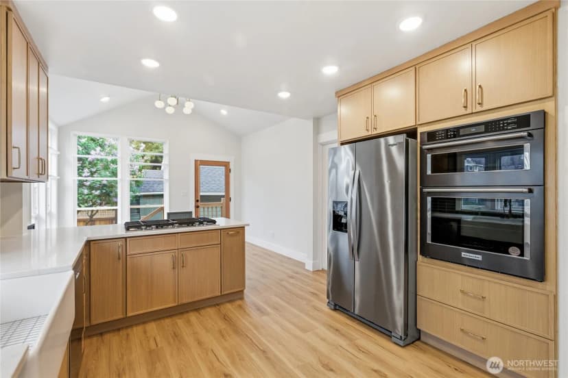 Property photo for 1519 N Alder Street, Tacoma photo 12