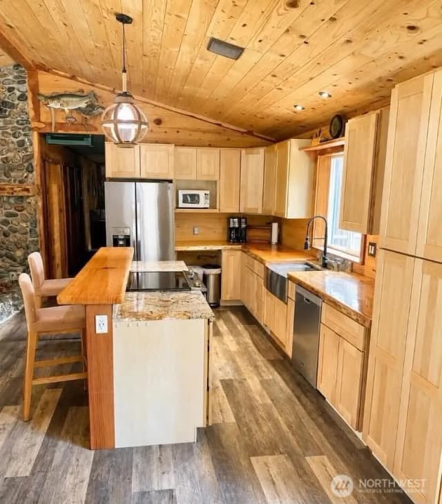 Property photo for 382 Lower Elwha Road, Port Angeles photo 4