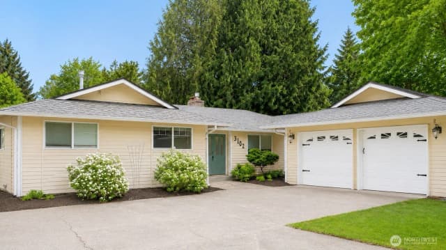 Property photo for 3102 60th Loop Se, Olympia