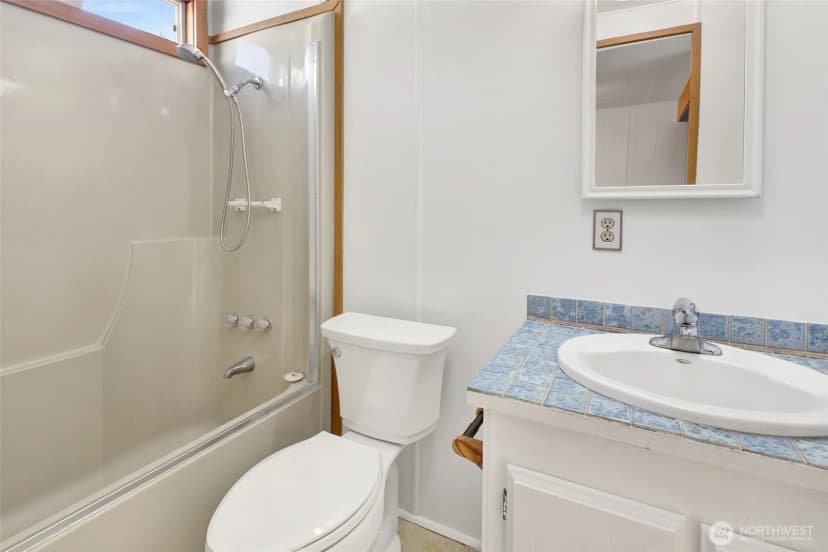 Property photo for 1200 Lincoln Street #103, Bellingham photo 11