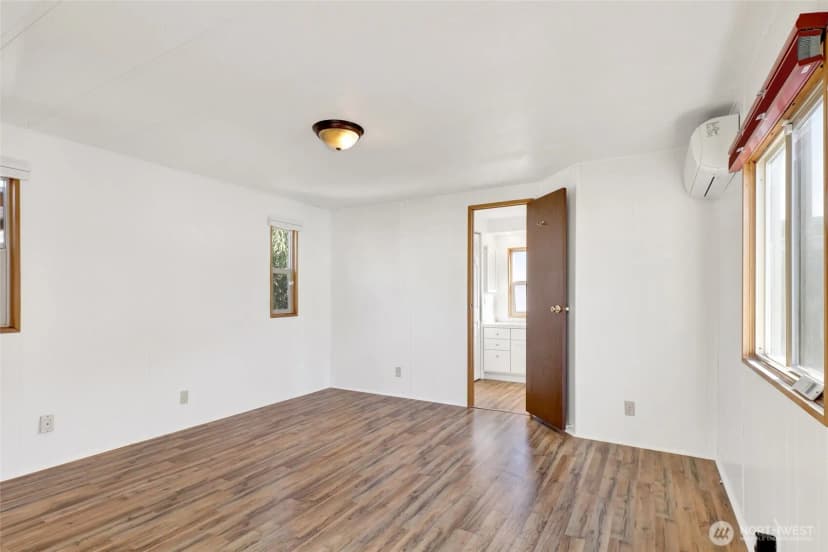 Property photo for 1200 Lincoln Street #103, Bellingham photo 12
