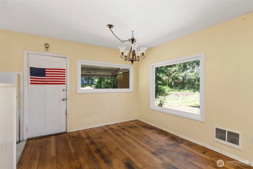 Property photo for 26304 Bannister Street Ne, Kingston photo 10