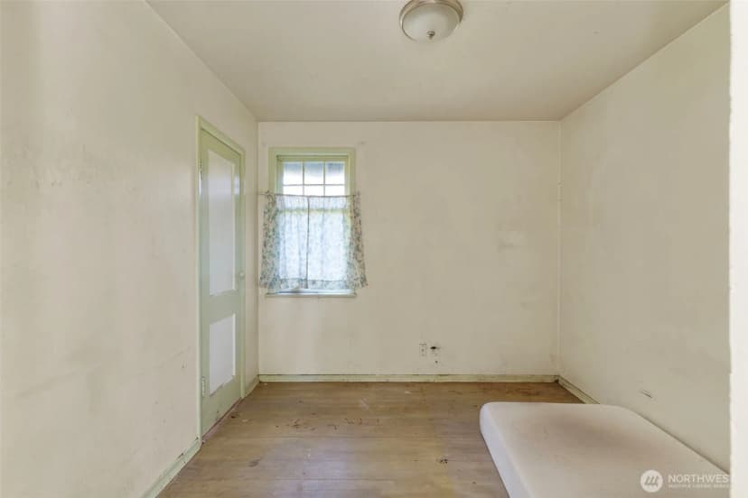 Property photo for 26304 Bannister Street Ne, Kingston photo 33
