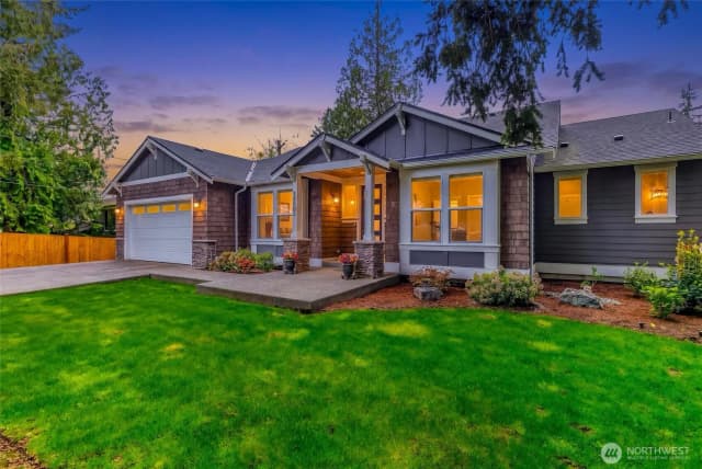 Property photo for 12500 Robinhood Lane, Snohomish