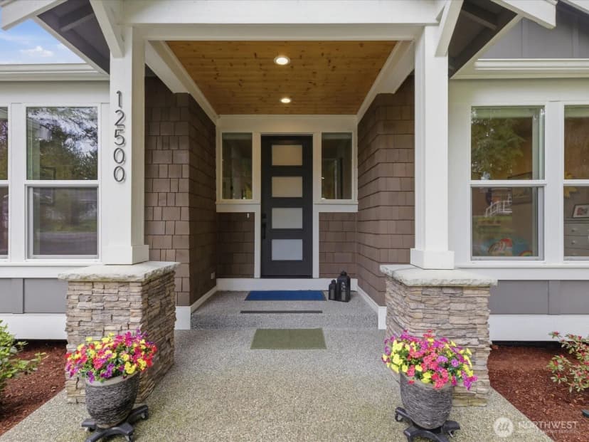 Property photo for 12500 Robinhood Lane, Snohomish photo 4