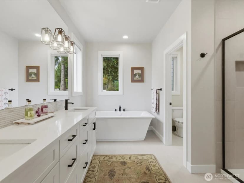 Property photo for 12500 Robinhood Lane, Snohomish photo 17