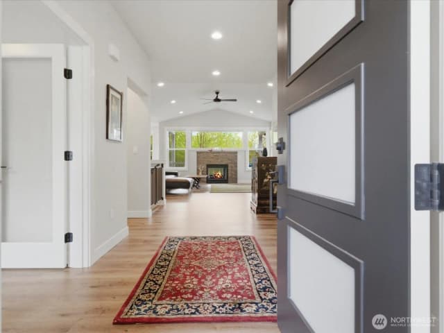 Property photo for 12500 Robinhood Lane, Snohomish photo 5