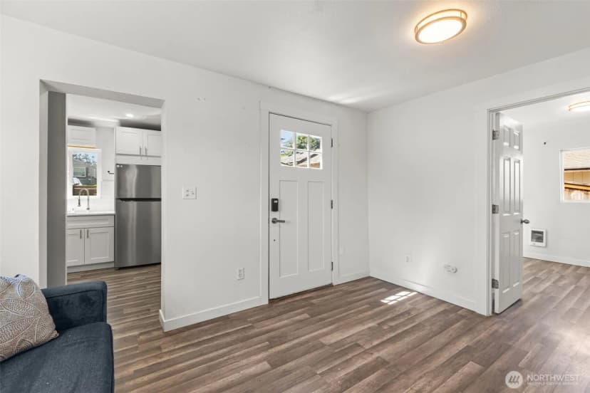 Property photo for 3533 S Wilkeson Street, Tacoma photo 4