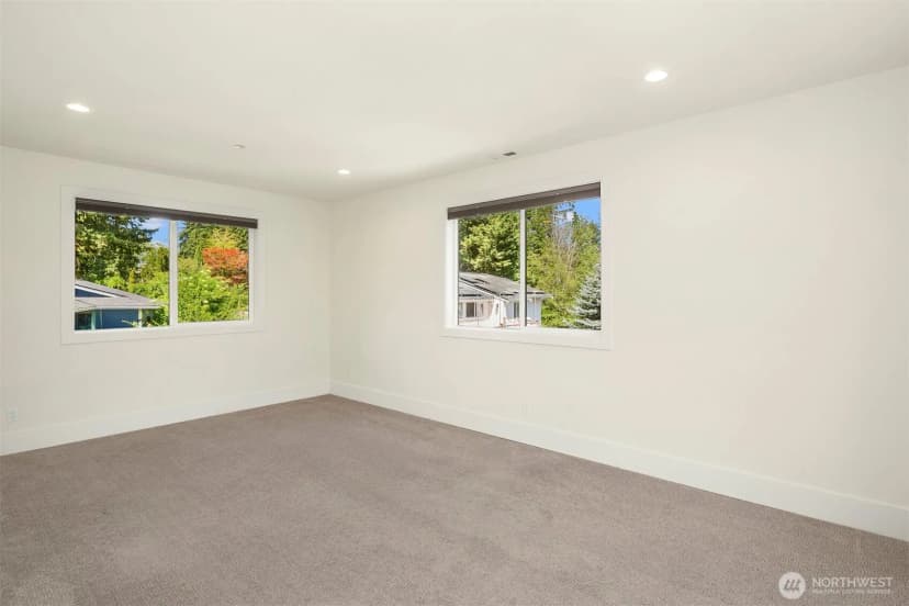 Property photo for 11327 113th Place Ne, Kirkland photo 36