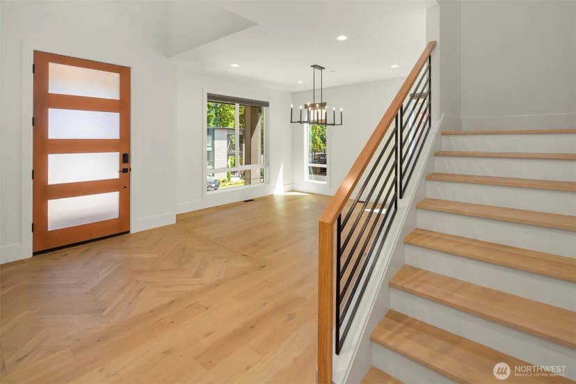 Property photo for 11327 113th Place Ne, Kirkland photo 23