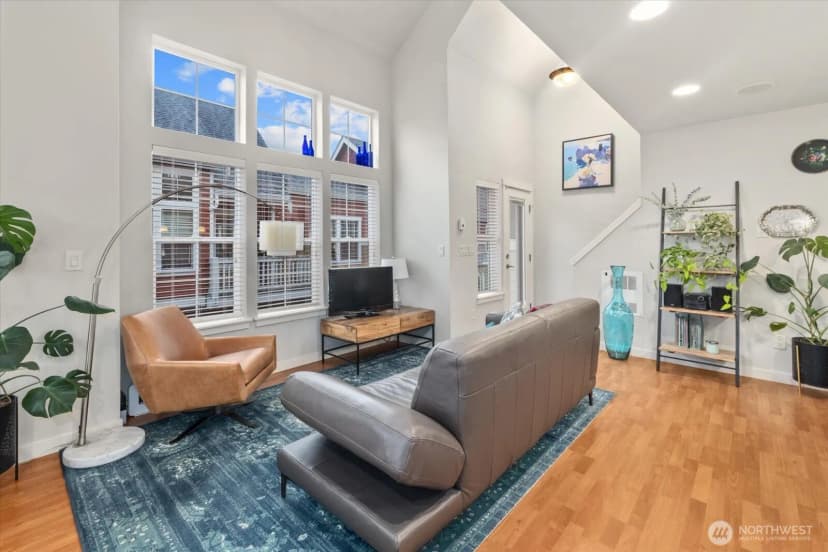 Property photo for 5912 31st Avenue Sw, Seattle photo 5
