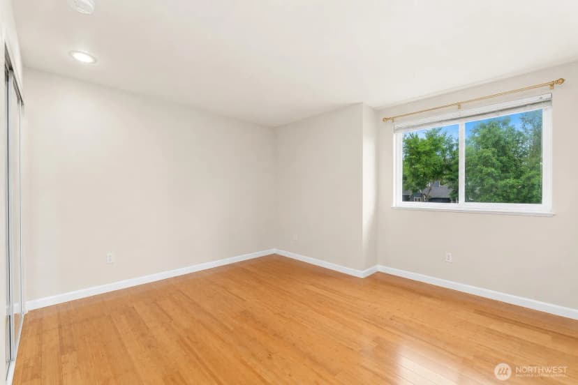 Property photo for 1319 Nw Slate Lane #106, Silverdale photo 14